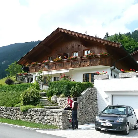 Haus Aichholzer *