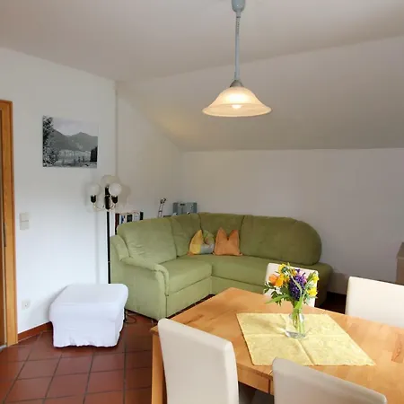 Haus Aichholzer Apartment Weissensee